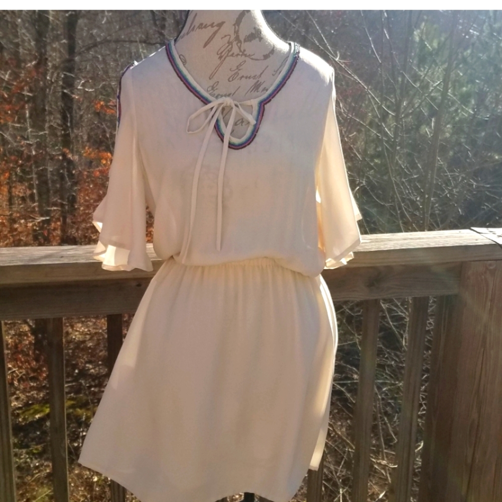 ESLEY Cream CHIFFON Fully Lined Flutter Sleeve Dress  Tie Neck Bead Accent
